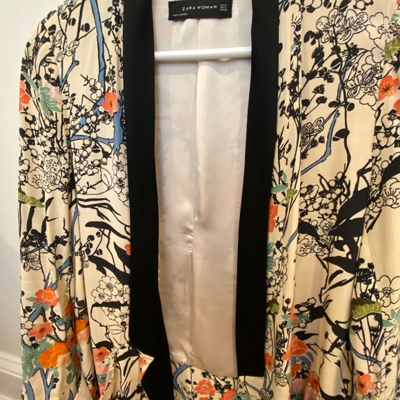 Zara blazer - size small - Picture 3 of 8
